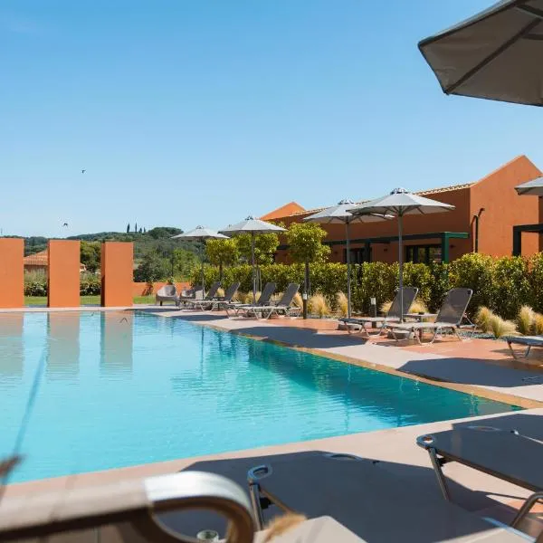 Cape Resort, hotel em Peroulades