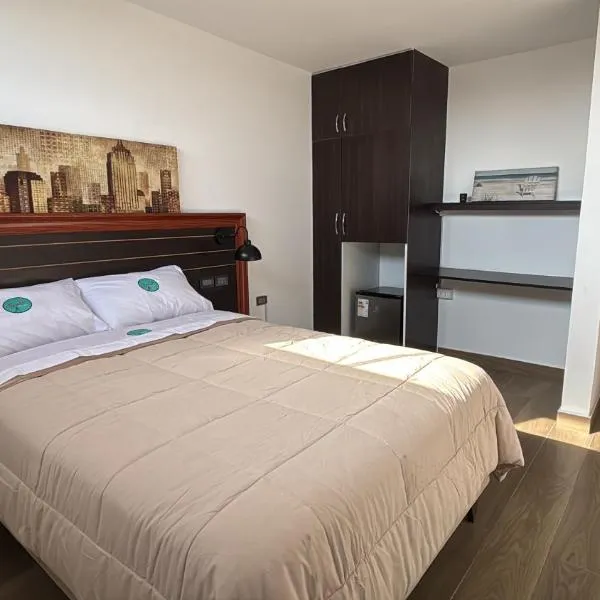 Thalu House, hotel in Pacasmayo