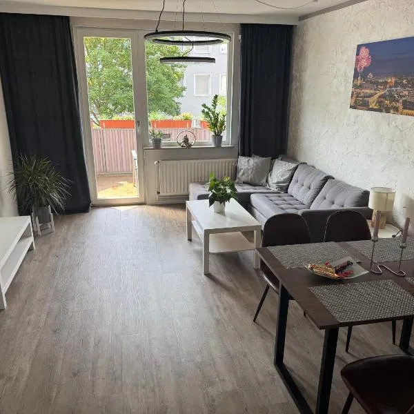Emilys 3 Room Apartment 70 qm, hotel v destinaci Hannover