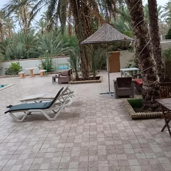 Résidence Loued, ξενοδοχείο στο Τοζέρ