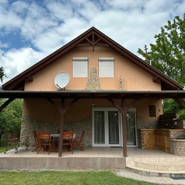 Bozsó Villa, hotell sihtkohas Balatonőszöd