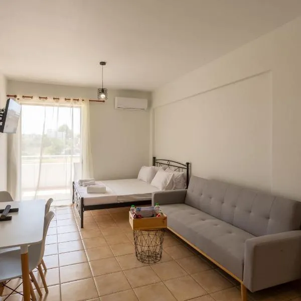 Serenity Stay, hotel in Messini
