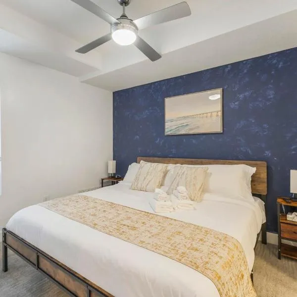 Central SLC Apartment King Bed Gym Smart TV, hotel in Salt Lake City