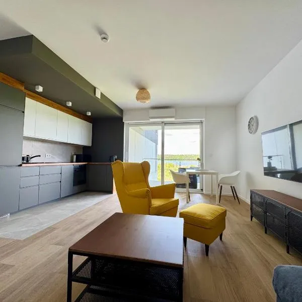 Apartament Pod Żaglami, hotel in Zegrze