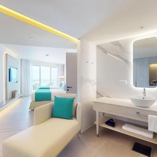 Princess Grand Jamaica Resort โรงแรมในGreen Island