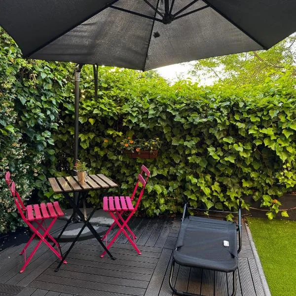 Apartamento-Estudio con jardín privado, ξενοδοχείο στη Μαδρίτη