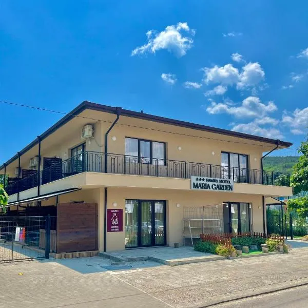 Maria Garden,克蘭內沃的飯店