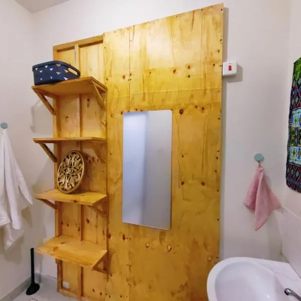 Terry Homes,位于蒙巴萨的酒店