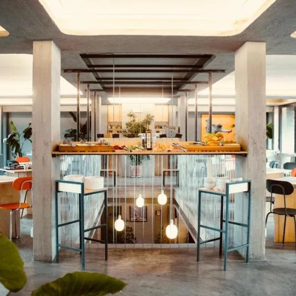 'RE-Dama Hostel, hotel in Florence