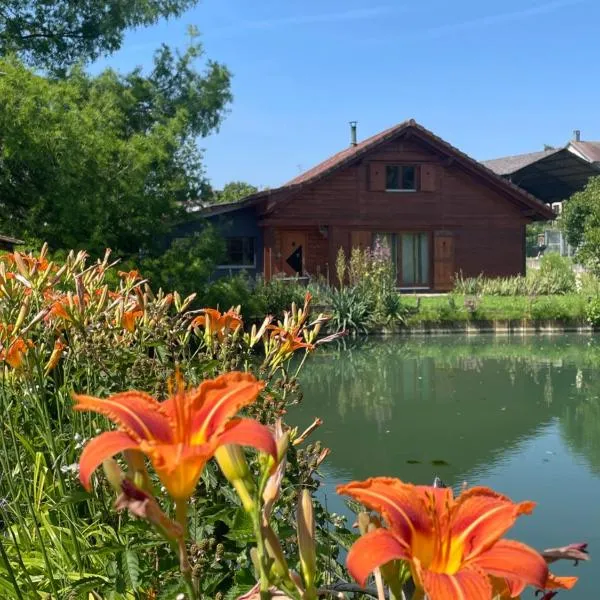 Chalet au bord d'un étang, ξενοδοχείο σε Ueberstrass