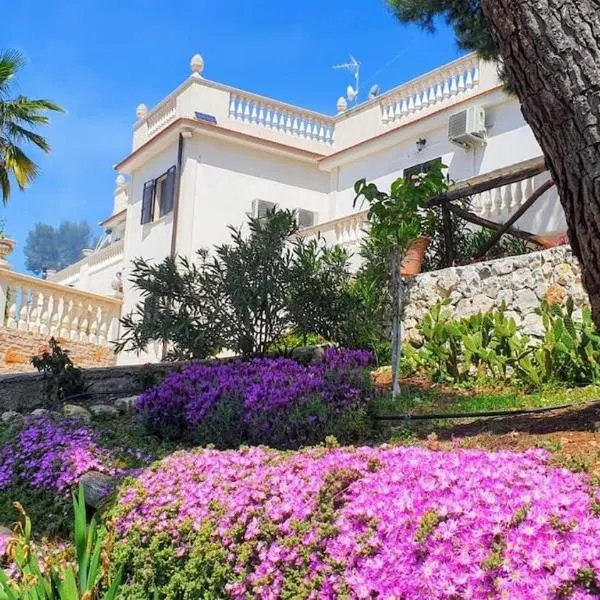 Lunamora 4, Hotel in Rodi Garganico