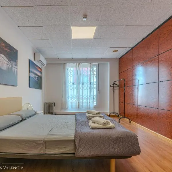 Suites Rooms Valencia, hotel ve Valencii