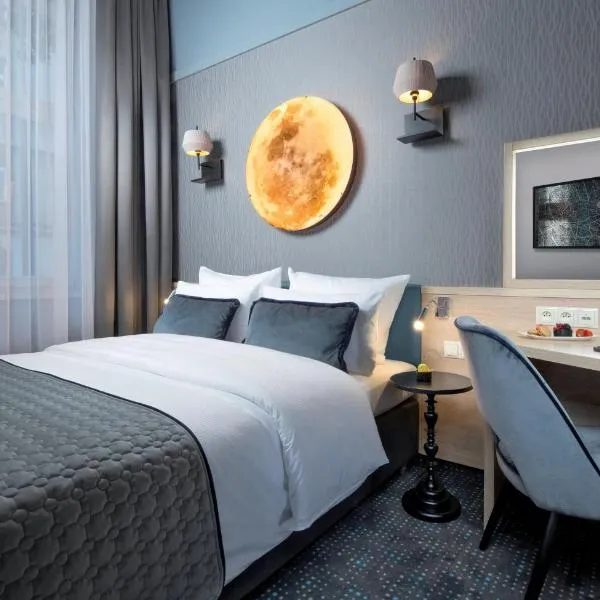 Leonardo Boutique Hotel Krakow Old Town, хотел в Краков