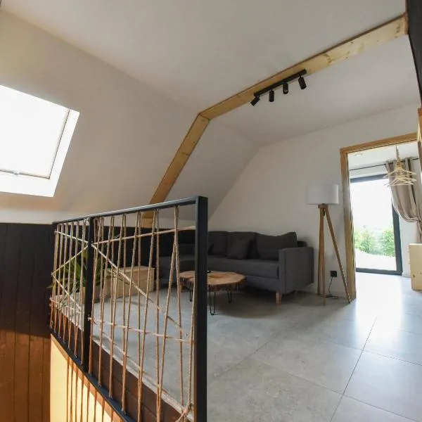 Czarna Decha Apartament、シュツァブニツァのホテル