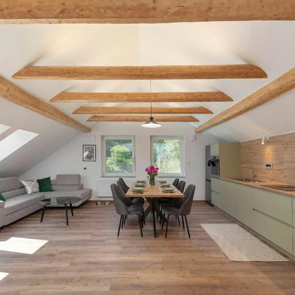 Brlog 2, hotel i Zgornje Gorje