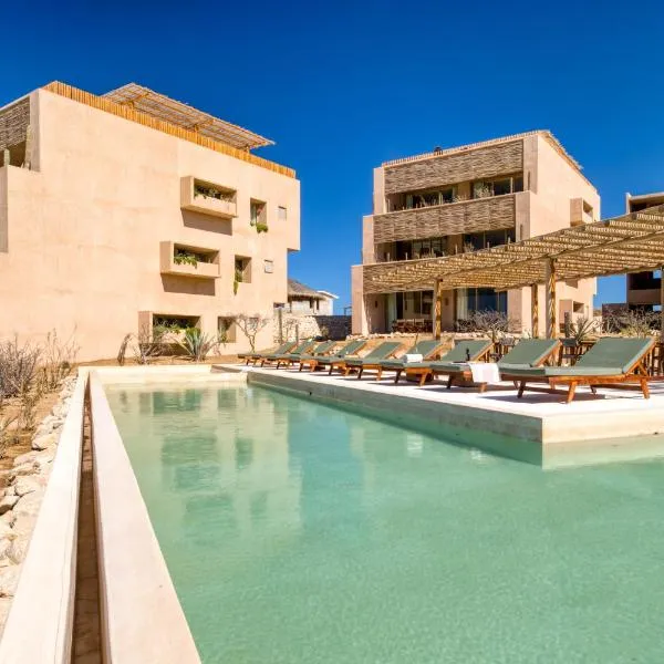 Amina Wind Resort by Tasman, ξενοδοχείο σε Salinas