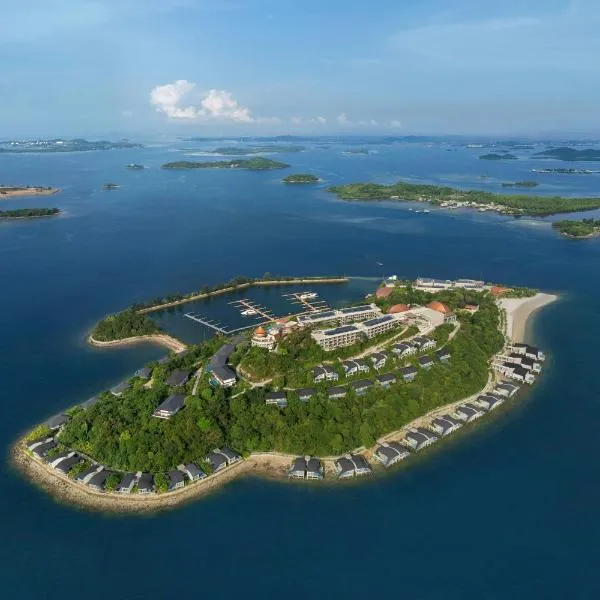 The Westin Nirup Island Resort & Spa, hotel v destinaci Belakangpandang