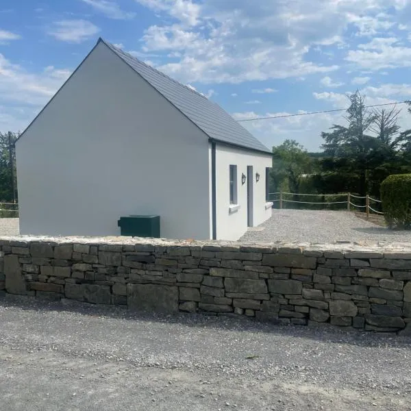 Lakeside lodge, hotel in Kilfenora