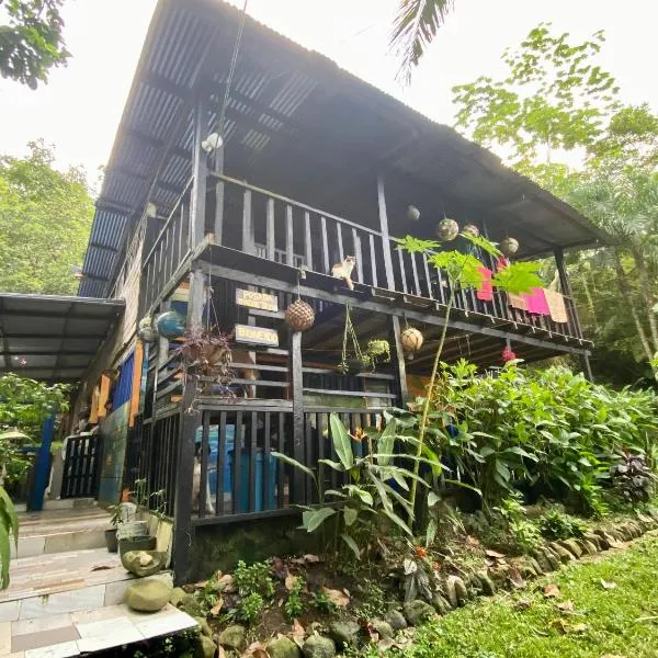 Posada Madre Tierra, khách sạn ở Bahía Solano