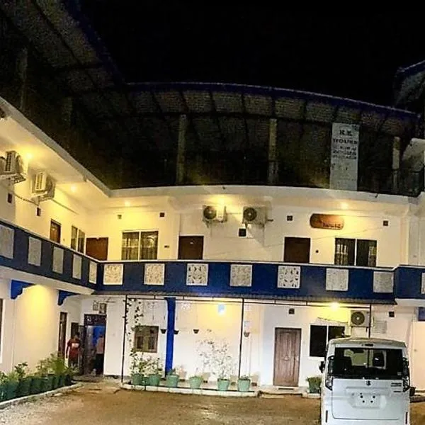 kk house, hotel in Kataragama