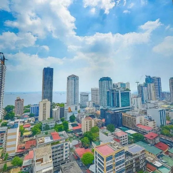 Close by the airports and tourist attractions, hotel in Manila