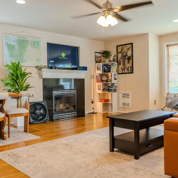 Modern Luxury Home, Green Lake, Seattle，位于西雅图的酒店