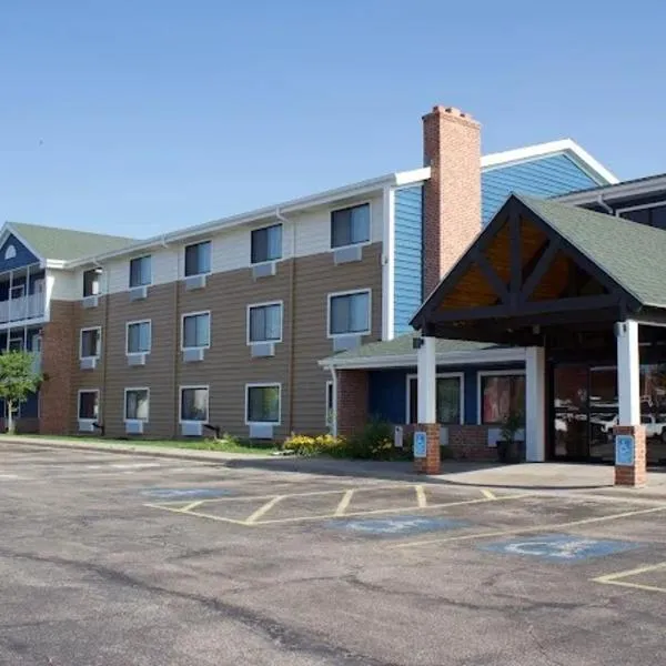 AmericInn by Wyndham Kearney, hotel in Kearney
