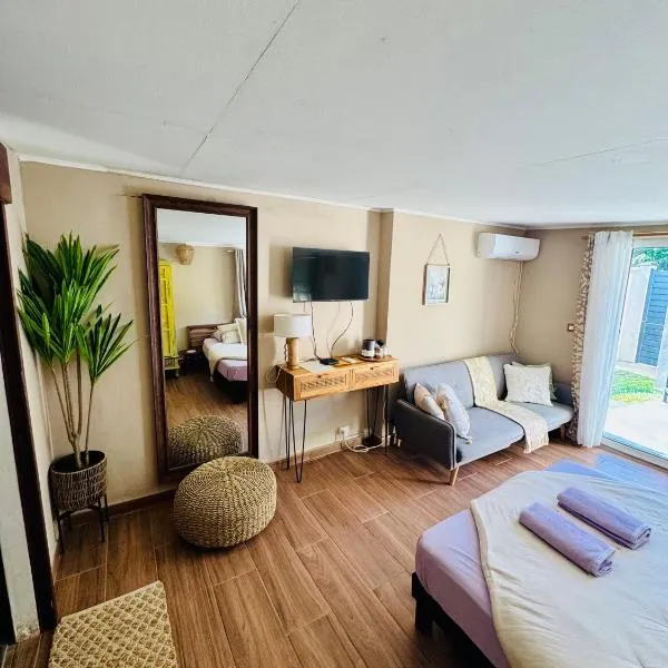 L'Écrin de Marie-Paule - Proche Aéroport, hotel in Saint-Denis