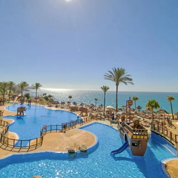 Holiday World Resort, hotel in Benalmádena