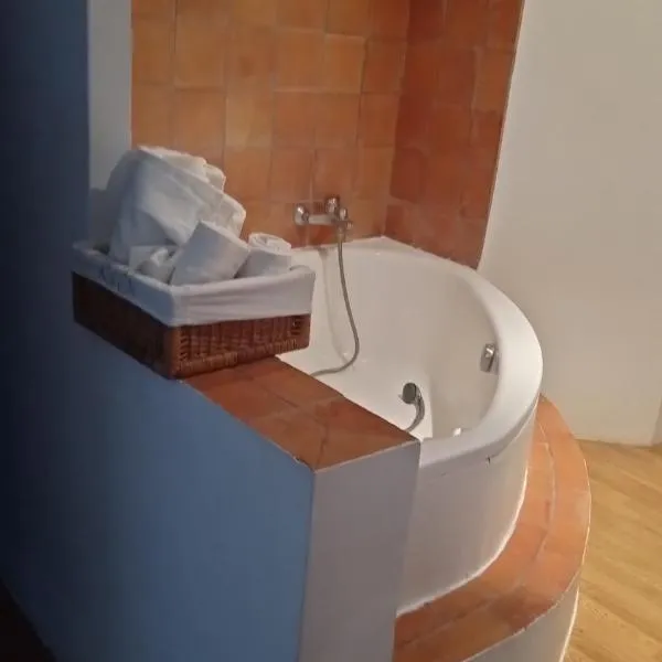 Chez Rachel、La Bastide-des-Jourdansのホテル