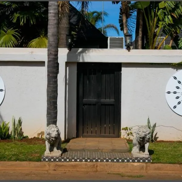 Ferns Country Lodge, hotel in Mahikeng
