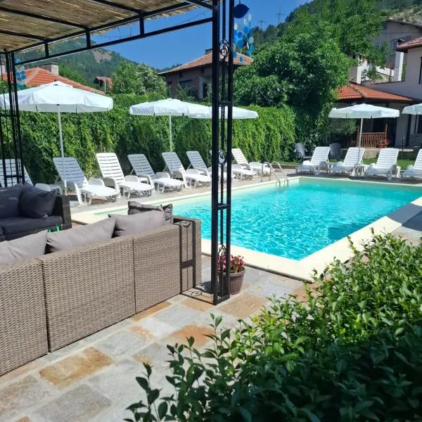 Къща за гости Марияна, Hotel in Tvŭrditsa