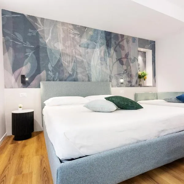 Kucuncy Luxury Apartment - Centro Storico di Lipari - 2 Camere, 2 Bagni, hótel í Lipari