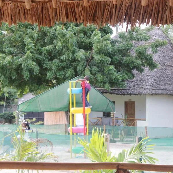 Gabsgate Resort, hotel in Kilifi