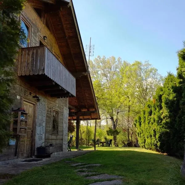 River house - Riječna idila, hotel v destinaci Cazin