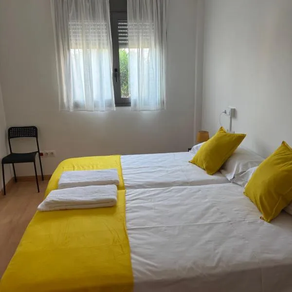 Hostal Batallar, hotel in Utebo