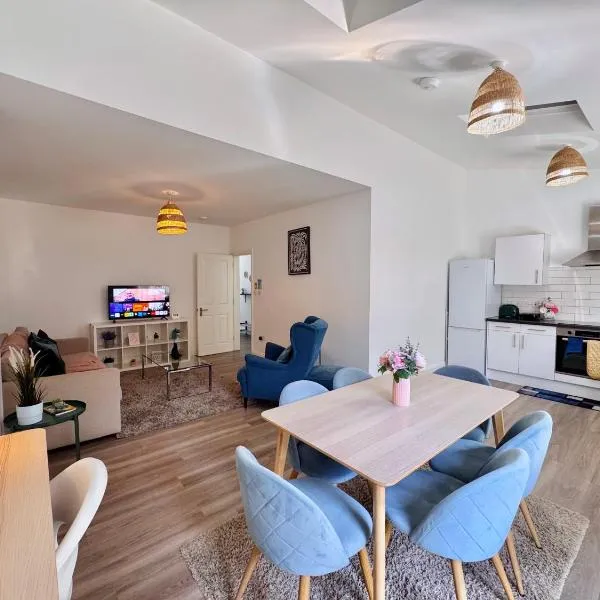 Cosy 1-Bed Flat 30min to Central London & Parking, hotel v Londýně