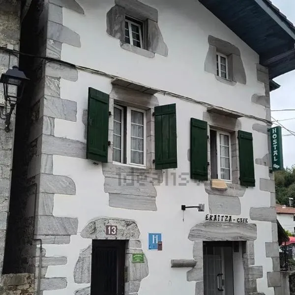 Hostal Ekaitza, Hotel in Lesaka