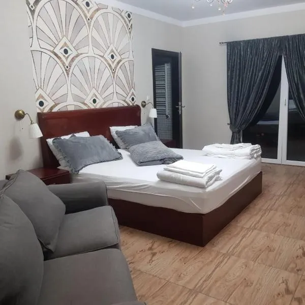 Villa Tropico śniadanie basen jacuzzi - zapraszamy kochanych Gości!!!, hôtel à Pobierowo