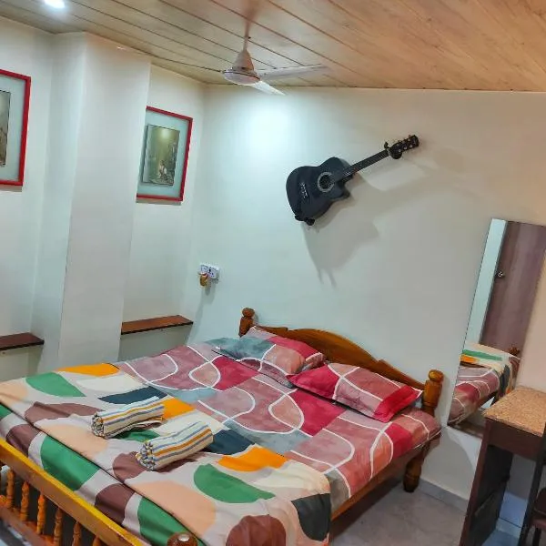 Ebony Room - Comfortable Suite, ξενοδοχείο στη Μουμπάι