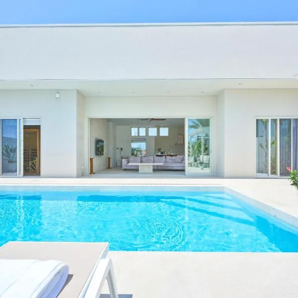 THE NALU 愛犬と泊まれるvilla 温水プール サウナ BBQ ドッグラン 海まで徒歩5分 千葉 一宮 ザ ナルー, hôtel à Ichinomiya