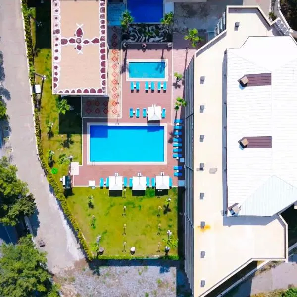 Si Hotel&Spa, ξενοδοχείο στο Κουσάντασι