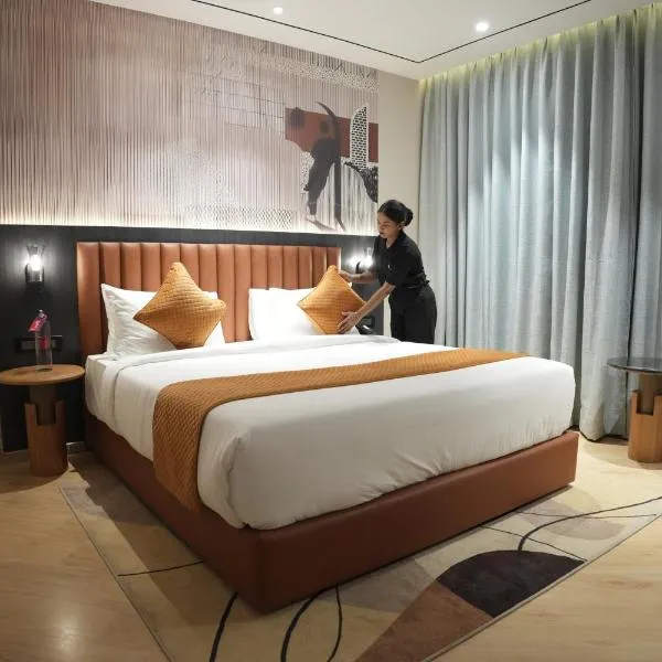 Ramada Encore by Wyndham Chandigarh Zirakpur, hotel i Zirakpur