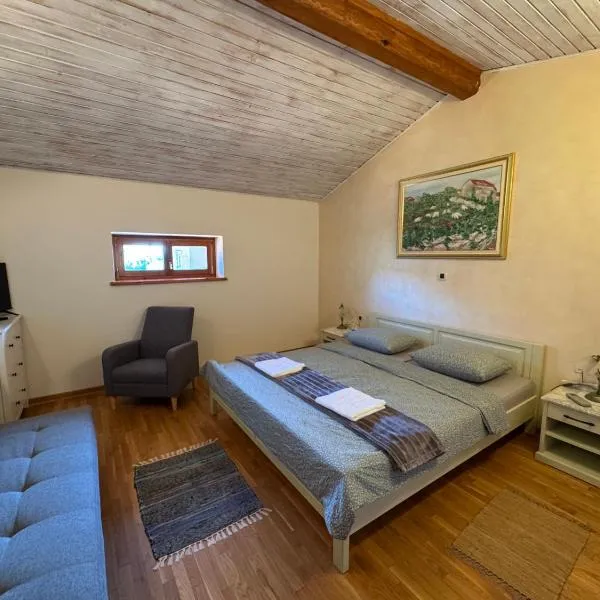 Omnia rooms, hotel in Sežana