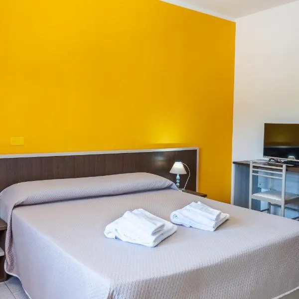 Hotel Marina, hotel a Badesi