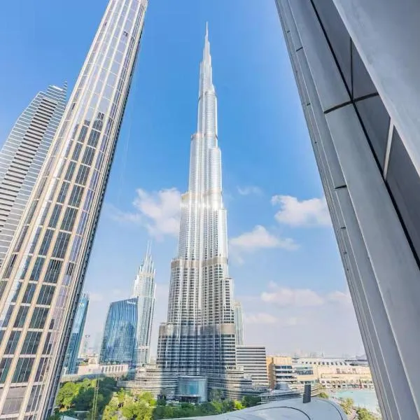 Grande Downtown Dubai Luxury 2 BR Apartment, hotel v Dubaji