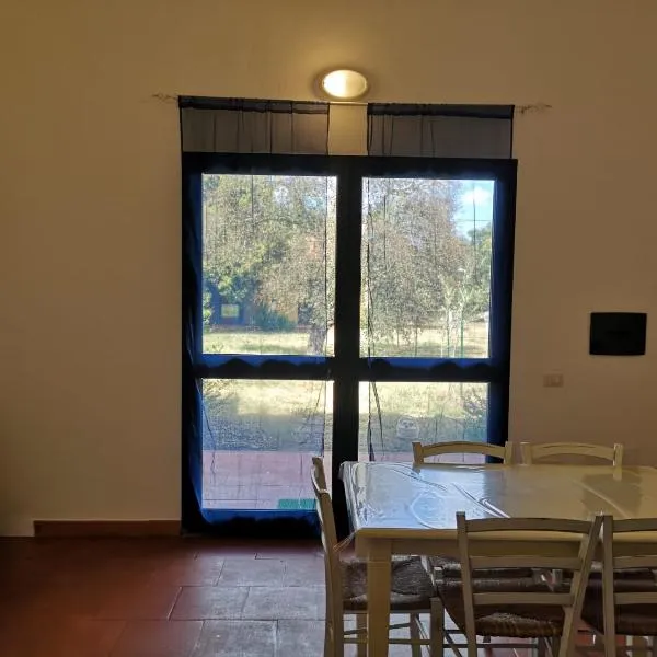 Nuraghe Ruiu Camping & Bungalow, hotel v destinaci Norbello