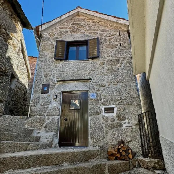 Raízes da Serra - Casa Alvoco, hotel in Alvoco da Serra