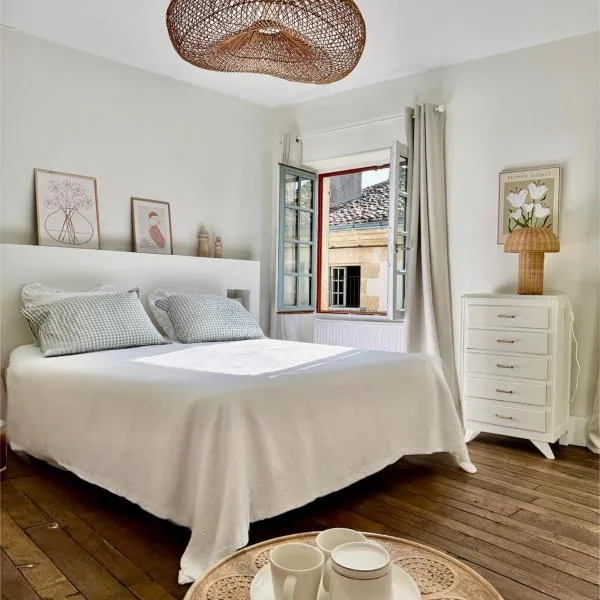 Le Clos Notre Dame hôtel particulier hypercentre Poitiers, hôtel à Poitiers