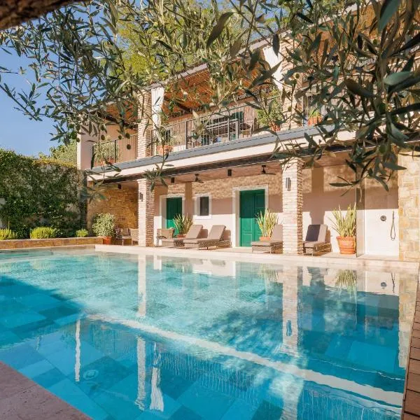 Vila ROBIDA & SPA, hotel v destinaci Črni Kal